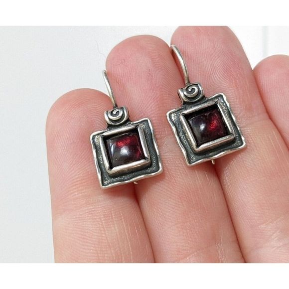 Silpada Garnet Square Sterling Silver 925 - Kidney Wire Earrings - Picture 6 of 8